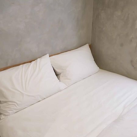 M Cabin Karawaci Binong Luaran gambar