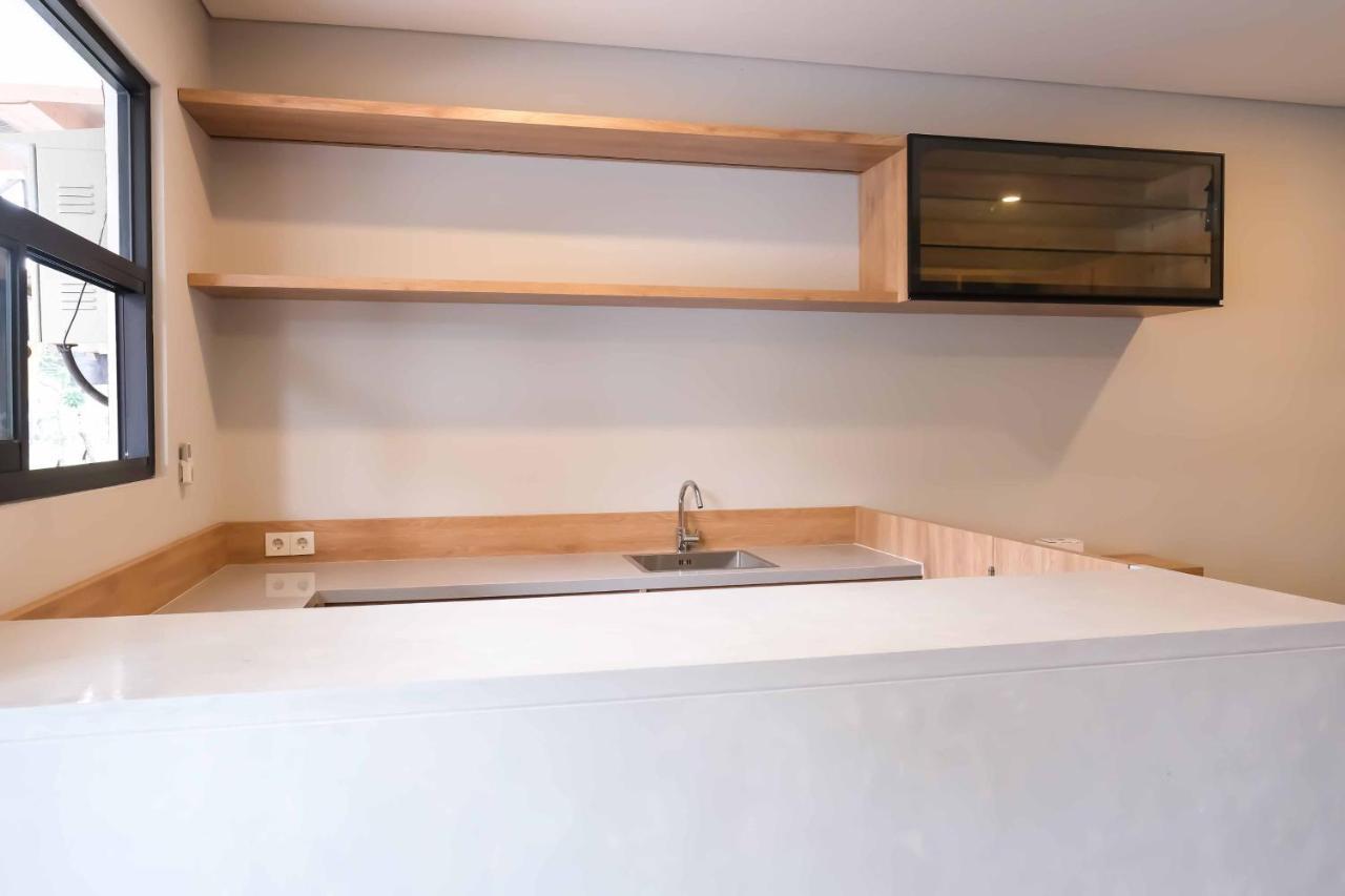 M Cabin Karawaci Binong Luaran gambar