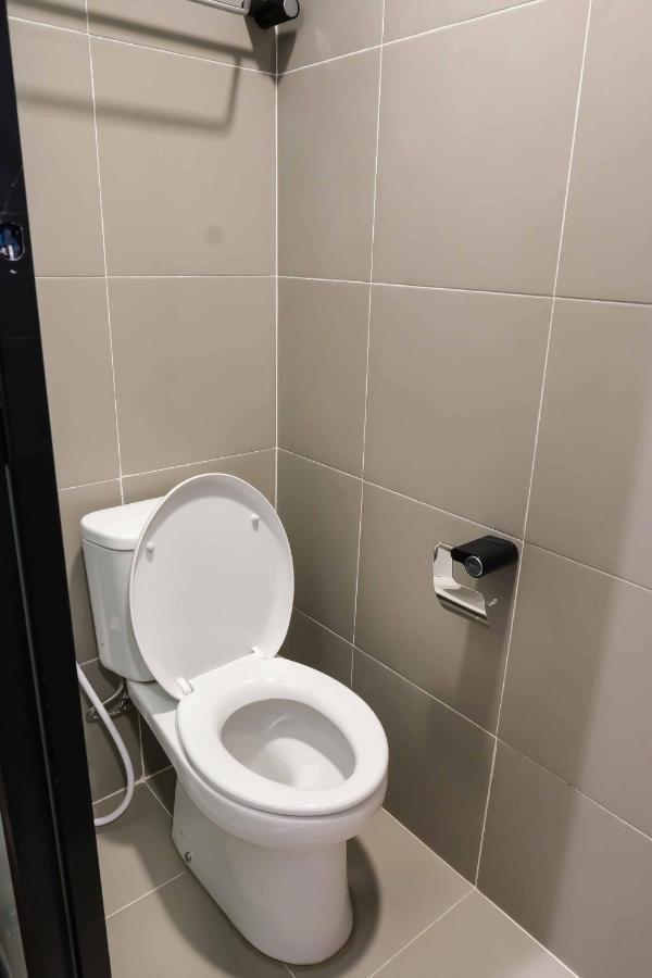 M Cabin Karawaci Binong Luaran gambar