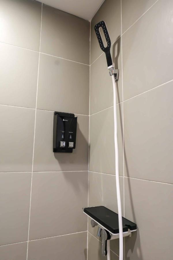 M Cabin Karawaci Binong Luaran gambar