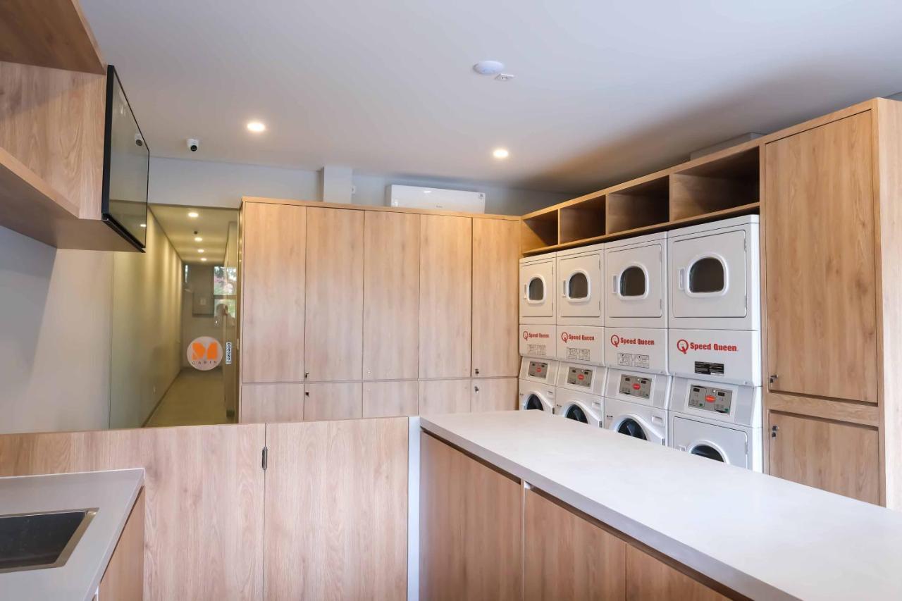 M Cabin Karawaci Binong Luaran gambar